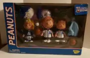 PEANUTS ALL STAR SET - MEMORY LANE 2003 - CHARLIE BROWN - LINUS - SALLY - NEW