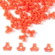 1300 Pcs Acrylic 10mm Plastic 3-Sided Kandi Tri Beads Tri-Shaped Opaque Red