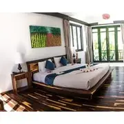 Tra Que Riverside Homestay
