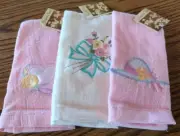 3 New Fingertip Pink & White Floral Embroidered Hand Towels 11 X 16"