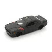 Maisto Licensed 1:24 Scale Modern Muscle Dodge Challenger 2008 Diecast Model Car Black