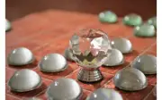 HNEFATAFL - GLASS CRYSTAL SET - THE 'VIKING CHESS' OF ANCIENT EUROPE (m19)