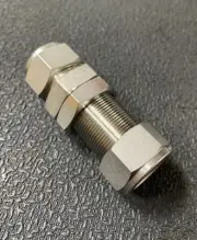 Swagelok SS-1210-61 Bulkhead Union 3/4” Tube Stainless Steel Compression Fitting