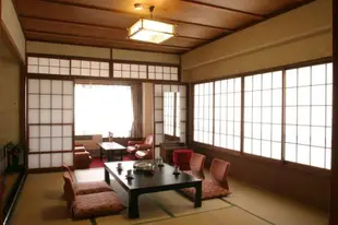 白岩酒店Hotel Shiraiwa