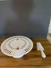 Mikasa Holiday Lace Cake Stand 12” With Server