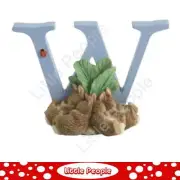 Peter Rabbit Letters - Letter "W" with Flopsy Bunnies