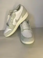 Size 7Y/ 9W Big Kid's Jordan 1 Low SE White/Seafoam-Sail FN9137-131 GS Shoe