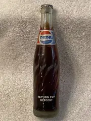 VINTAGE Full Pepsi-Cola 10oz. ACL Bottle, Vertical Swirl, Money Back Bottle.