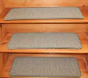 13 = Step 9'' x 30'' Woven Wool Tufted carpet Stair Treads .
