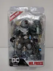Mr. Freeze w/Batman Fighting the Frozen Comic (DC Page Punchers) 7" Figure