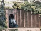 Woodland Scenics C1260 Ho Scale Wooden Retaining Wall Modular