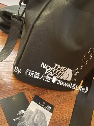 品牌VIP經典贈品系列💯THE NORTH FACE 1966 黑色 帆布材質 手提 斜背 兩用 抽繩 水桶包