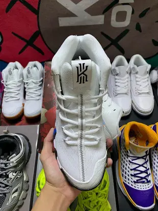 【阿明運動舘】Nike Kyrie 4 EP'NCAA Tournament歐文4 玉石 NCAA