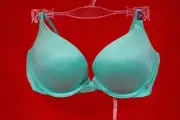 Victoria Secret Push Up Padded Green Bra 32D NEW