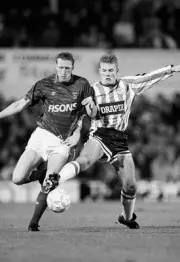 David Linighan of Ipswich Town Alan Shearer of Southampton battle - Old Photo