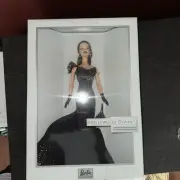 Hollywood Divine Barbie Doll Limited Collector Club Exclusive 2003 Mattel B3426