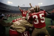 San Francisco 49ers Larry Schreiber , John Watson , and team - 1972 Old Photo