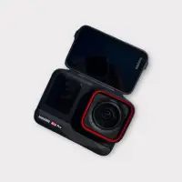 在飛比找蝦皮購物優惠-insta360 ace pro運動相機 水下防水 翻轉螢幕