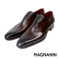 在飛比找momo購物網優惠-【MAGNANNI】西班牙鞋襟小壓紋牛津鞋 棕色(25069