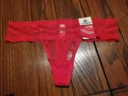 NWT b.tempt'd BY WACOAL LACE & MESH THONG PANTIES 970182 623 RED L