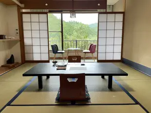 湯之峯莊旅館Yunomine Onsen Yunominesou