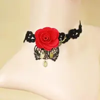 在飛比找momo購物網優惠-【Angel】性感女神玫瑰花黑色蕾絲約會頸鍊(黑色)