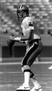 Steve Walsh New Orleans Saints throws a pass 1990s Old Photo 3