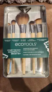 Ecotools 5 Piece Set "Start The Day Beautifully" Makeup Brushes New