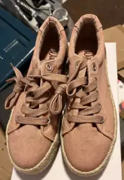 Brand New Wittner sneaker Blush Pink size 36