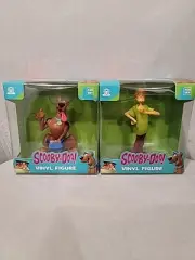 Scooby-doo and Shaggy Vinyl figures by CultureFly