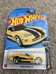 2023 Hot Wheels HW ROADSTERS 7/10 Dodge Viper RT/10 131/250