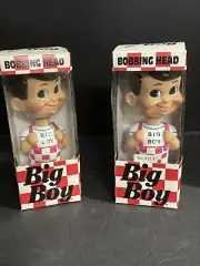 Limited Edition #214/1000. 1998 Big Boy Restaurants Nodder-Bobble Head.