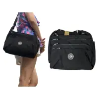 在飛比找momo購物網優惠-【POLO】斜背包中容量(主袋+外袋共五層隨身物超輕量防水尼