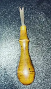 No. 1 French Edger Leather Working Tool / Vintage Hand Tool