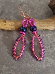 UNIQUE PINK ALUMINUM WIRE DESIGN/PURPLE GLASS SEED BEADS/COPPER WIRE EARRINGS