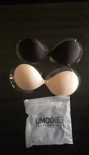 UMOOIE Body Fashion Adhesive Strapless 2 Bra Black & Beige Size C