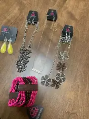 paparazzi jewelry lot 5 Piece