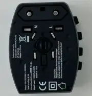 Travel Adapter (AUS,UK,EU,US) 4 USB (3.4A 5V DC)