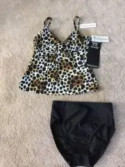 MIRACLESUIT ROSWELL BLACK GEOMETRIC TANKINI SWIMSUIT 10