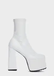 [Lamoda] White Crybaby Platform Ankle Boots