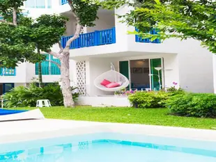 Chelona Hua Hin C105 Family 1 Bedroom Poolside