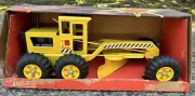 1982 Vintage Tonka 2510 Yellow Grader Construction Never Played With Brand New