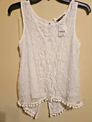 Discovery White Lacey Knitted Sleeveless Top Open Back With Buttons Size S