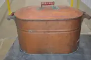 Vintage Large Primitive Copper Boiler/Wash Tub Pot With Wooden Handles And Lid