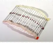 Lot Of 25 1N5240B 10 Volt 1/2 Watt Zener Diodes