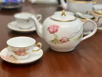 在飛比找Yahoo!奇摩拍賣優惠-節日特價 日本大倉陶園OKURA咖啡杯 手繪玫瑰花 茶壺 高