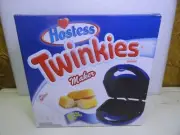 New in box Hostess Twinkie Maker 6-Count Bake Twinkies at Home With Recipe Book