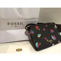 在飛比找蝦皮購物優惠-Fossil zip wristlet 手拿零錢包