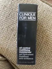 Clinique For Men Oil Control Mattifying Moisturizer Gel Hydrant 0.5 Oz/15ml