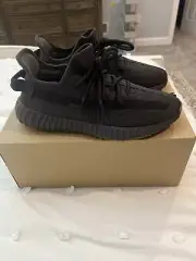 Size 9 BRAND NEW DEADSTOCK-adidas Yeezy Boost 350 V2 Low Cinder Non-Reflective